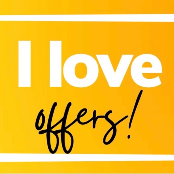 Meet your Posher, with unlisted items. Soon coming Amazon Pallett. - Picture 8 of 11